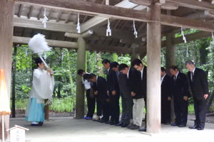 宮崎神宮にて、祈願祭と出陣式