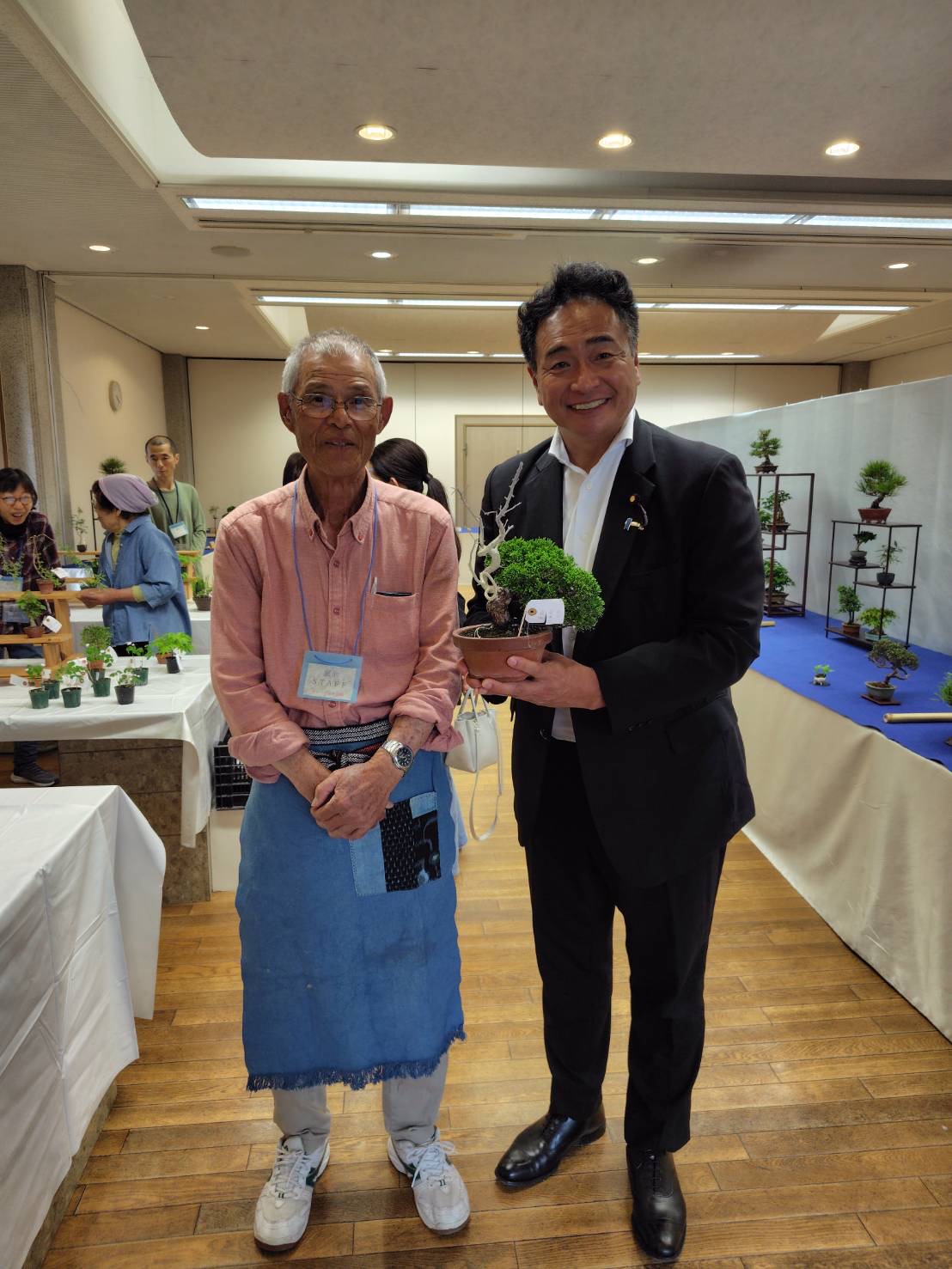 令和8年4月30日 真柏（しんぱく）  ※安達寛幸さん作